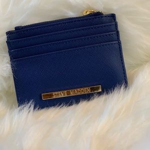 Brand new Steve Madden navy blue card case ! 😍